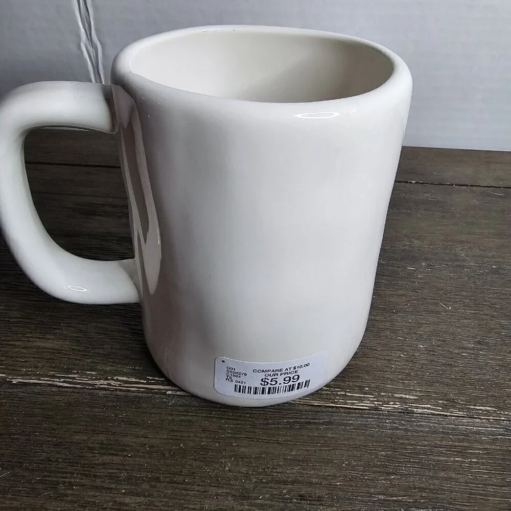 NWT Rae Dunn Artisan Santa White Christmas Mug